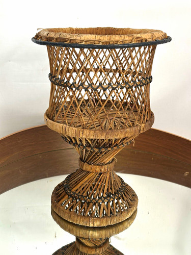 Round brown wicker pedestal - wicker,